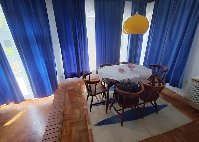 Apartment Szoloskert Vendeghaz *
